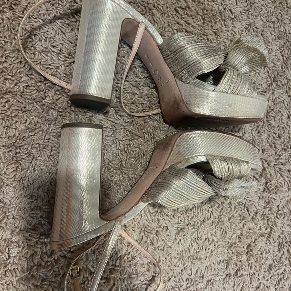 Loeffler Randall Natalia Pleated platform sandals in Platinum - Picture 10 of 13